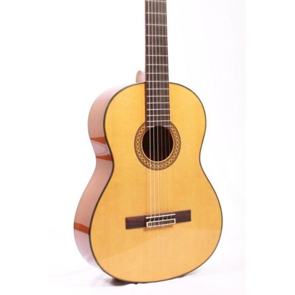 Yamaha C390 Classical Guitar