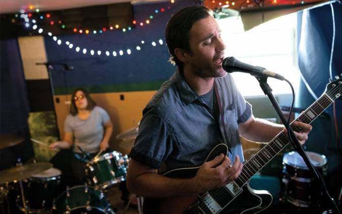 Shure PGA58-LC Cardioid Dynamic Microphone with On/Off Switch pga-58-lc - Canada's Favourite Music Store - Acclaim Sound and Lighting