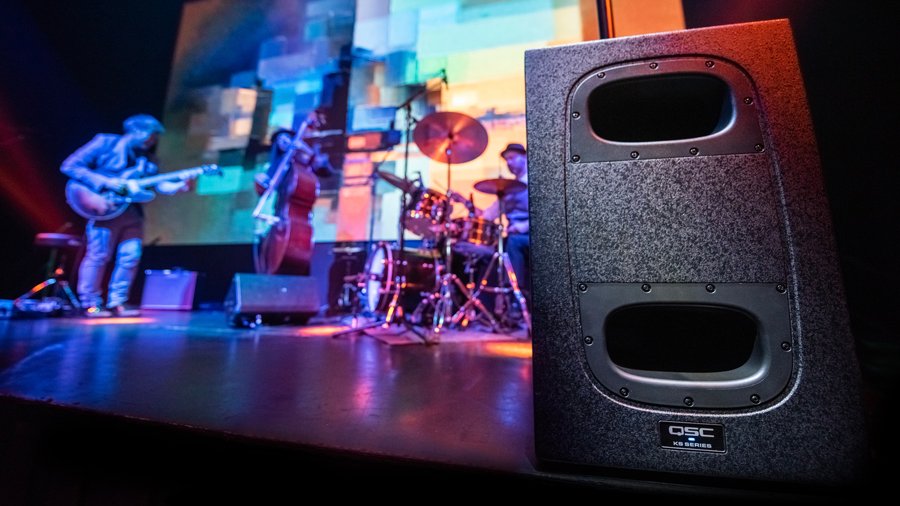 KS Series Overview | Powered | Subwoofers | QSC