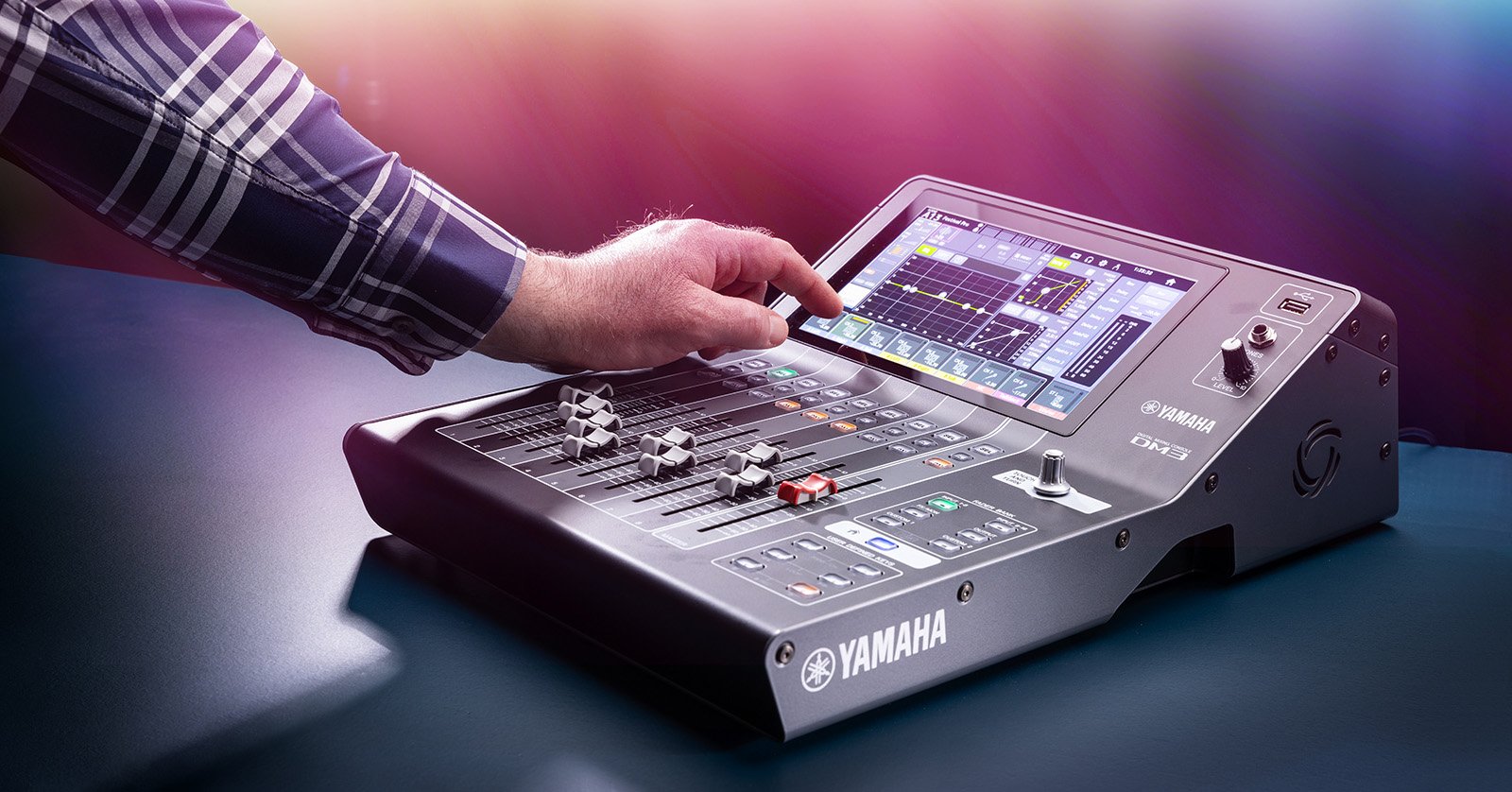 Yamaha DM3 Digital Mixer Quickstart Guide | Sweetwater