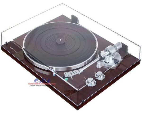 Akai BT500 Belt Drive Turntable with Bluetooth