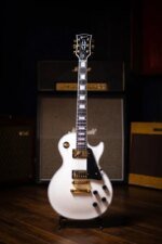 Gibson Custom Les Paul Custom Electric Guitar with Case, Alpine White