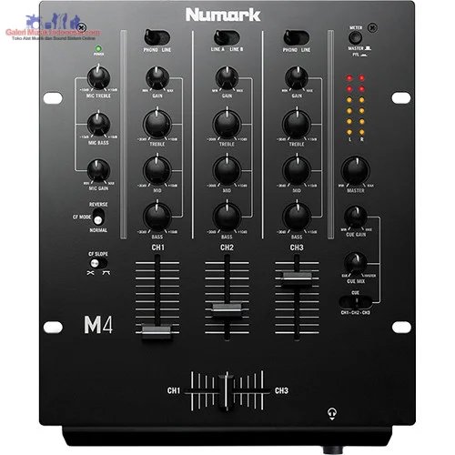 Numark M4 Professional 3 Channel Scratch Mixer