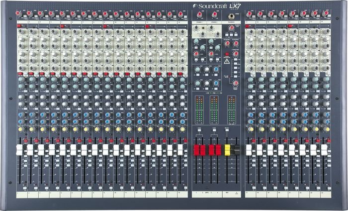 Soundcraft LX7ii 24 24-Channel Mixer