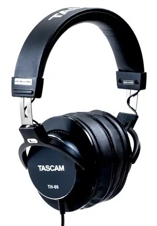 Tascam TH-06 Bass XL Monitoring Headphones